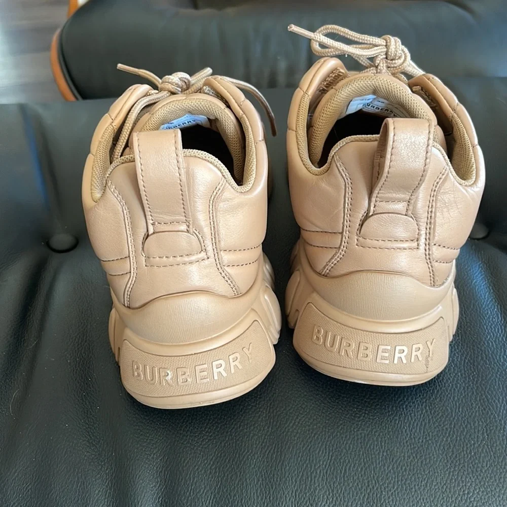 Burberry classic quilted leather sneakers - Picture 8 of 11